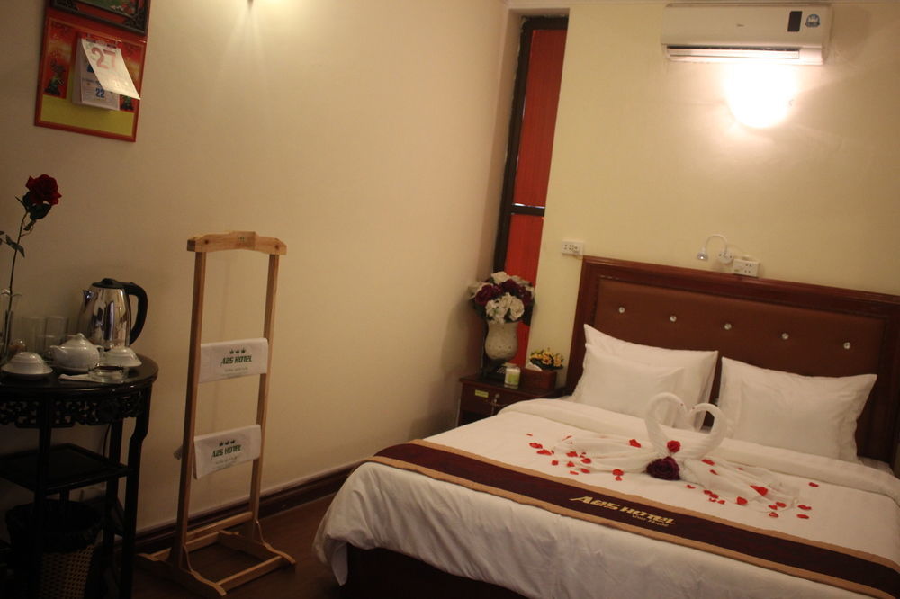 A25 Hotel - 150 Nguyễn Thái Học Hanói Exterior foto